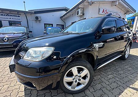 Mitsubishi Outlander 2.4 Intense 4 X 4 ALLRAD+KLIMATRONIK+EURO 4 KAT.