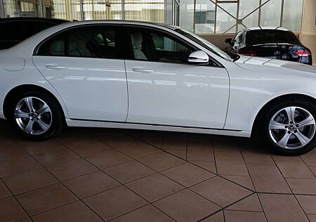 Mercedes-Benz E 200 d 9G-TRONICAvantgarde