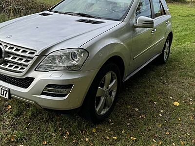 Mercedes-Benz ML 300 ML 300 CDI BlueEfficiency 4Matic (164.121)