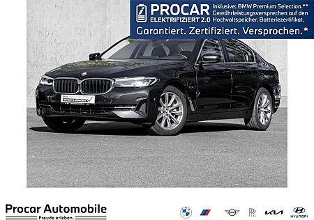 BMW 530 e DA+PA+HuD+SHZ+LC PROF