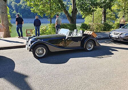 Morgan Plus 4