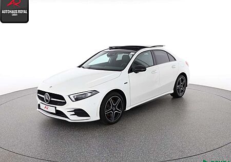 Mercedes-Benz A 250 Limousine e AMG NIGHT MULTIBEAM,DISTRONIC