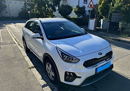 Kia Niro +1.6+GDI+HEV+2WD+OPF+Aut.Vision