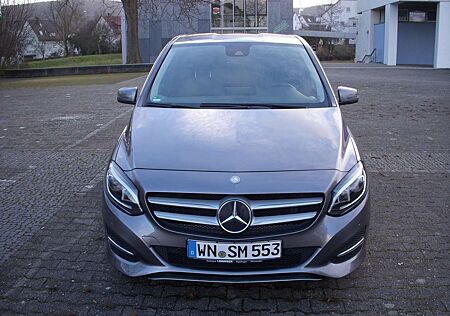 Mercedes-Benz B 220 4Matic 7G-DCT