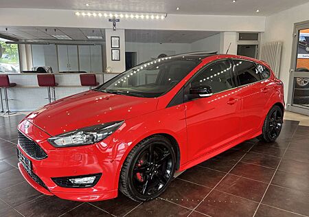 Ford Focus 1.5 TDCi DPF*ST-LINE*Start-Stopp-System Aut. COOL