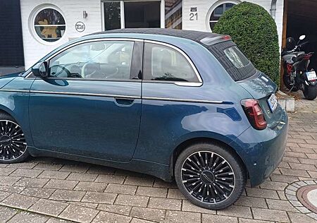 Fiat 500 La Prima./By Bocelli CABRIO