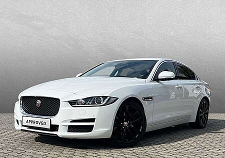 Jaguar XE 20t Pure