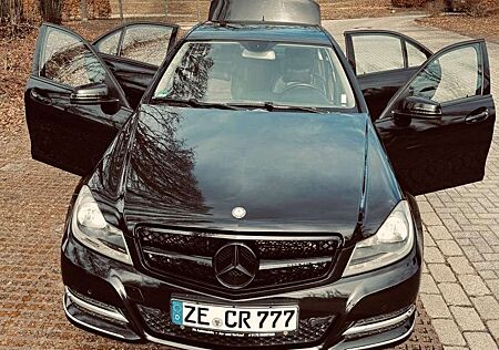 Mercedes-Benz C 200 CDI DPF (BlueEFFICIENCY) 7G-TRONICAvantgarde