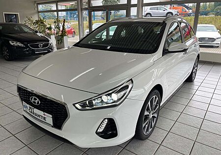 Hyundai i30 cw Trend *LED*NAVI*Lenkradheiz*1-Hand*