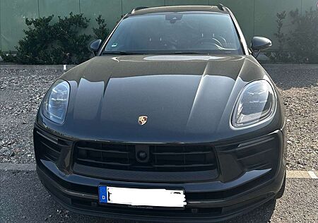 Porsche Macan PDK
