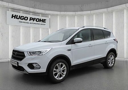 Ford Kuga 1.5 EcoBoost Titanium 4x2 AHK
