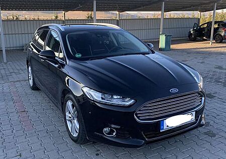 Ford Mondeo 2.0 EcoBoost Titanium