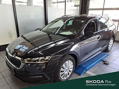 Skoda Octavia Combi 2.0 TDI DSG Clever*NAVI*AHK*REISE