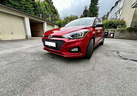 Hyundai i20 blue 1.2 Advantage+