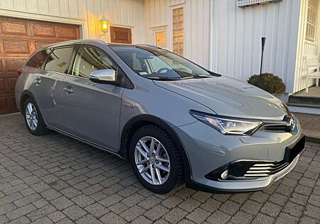 Toyota Auris 1.8 VVT-i Hybrid Automatik Touring Sports Ex