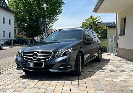 Mercedes-Benz E 200 T 7G-TRONIC