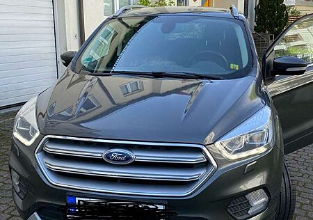 Ford Kuga Cool & Connect