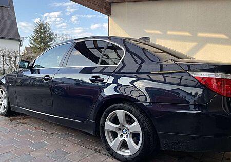 BMW 525i 525