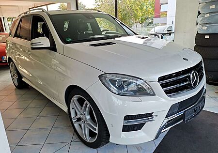 Mercedes-Benz ML 350 CDI*AMG*S-DACH*ST-HEIZUNG*ASSIST*S-HEFT