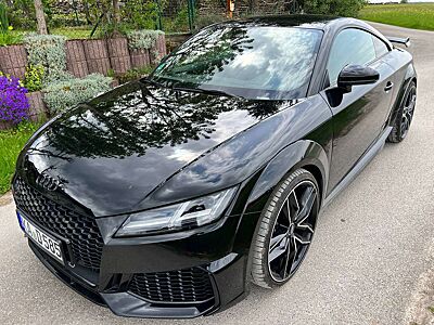 Audi TT RS TT RS Coupe quattro S tronic