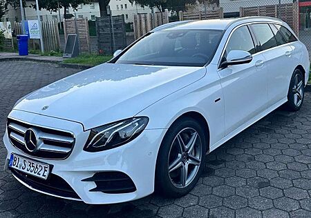 Mercedes-Benz E 300 de T 9G-TRONICAMG Line