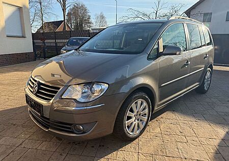 VW Touran Volkswagen 2.0 TDI Highline+Leder+Navi+Xenon+AHK+Sta