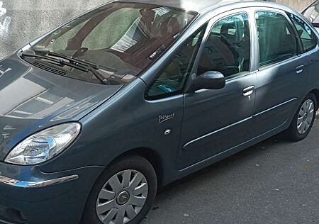 Citroën Berlingo Citroen CITROEN HSARA 1 8 BINZIN