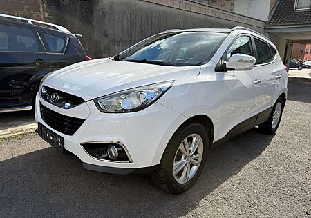 Hyundai ix35 Style 2WD *SitzHz/Leder/Navi/Kamera*