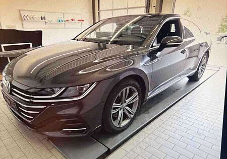 VW Arteon Volkswagen R-Line2.0TDI DSG Navi SHZ Matrix ACC