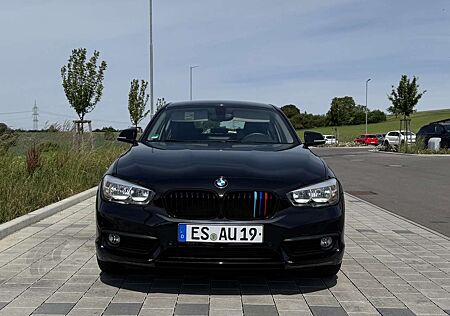 BMW 118i 118 Aut. SHZ, Service Inklusive. Scheckheft g