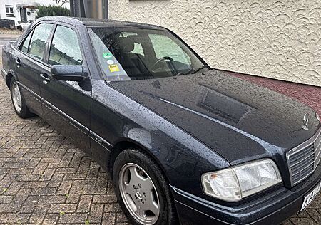 Mercedes-Benz C 200 Automatik**Leder**Oldschool**AHK