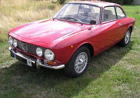 Alfa Romeo GTV 2000 GT Veloce