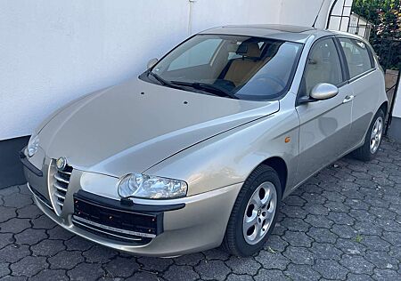 Alfa Romeo 147 1.6 Twin Spark ECO Shape