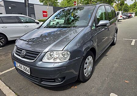 VW Touran Volkswagen Diesel 2.0 TDI DSG Trendline