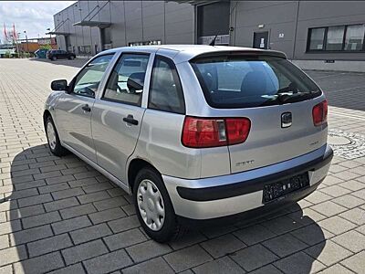 SEAT Ibiza 1.4 TÜV Neu / Service Neu / Kleinwagen / Anfänger