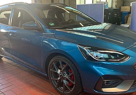 Ford Focus ST Performance Digital 1.Hand Head Up