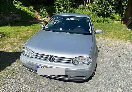 VW Golf Volkswagen 1.6