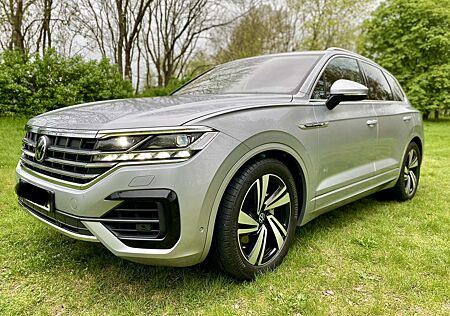 VW Touareg gebraucht kaufen VW Touareg Volkswagen 3.0 V6 TDI 4Motion R-Line Dynaudio Virtual AHK