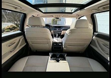 BMW 530d 530 Touring Sport-Aut.