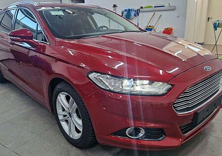 Ford Mondeo Turnier Titanium LED Navi Digital