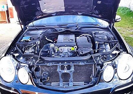 Mercedes-Benz E 200 T Kompressor (211.241)