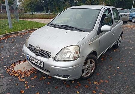 Toyota Yaris 1.0 Sol