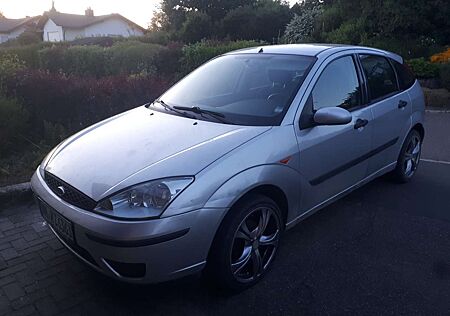Ford Focus 1.6 16V Trend