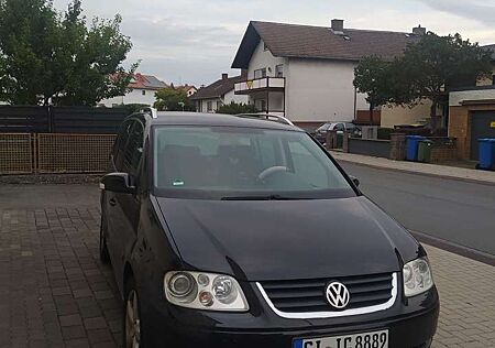 VW Touran Volkswagen 2.0 TDI DSG Trendline