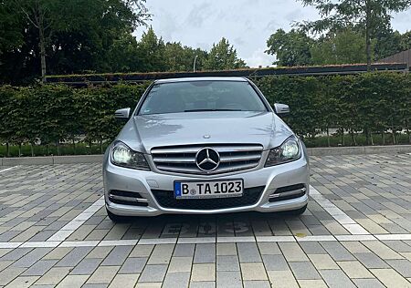 Mercedes-Benz C 200 C-Klasse+Diesel+CDIAvantgarde