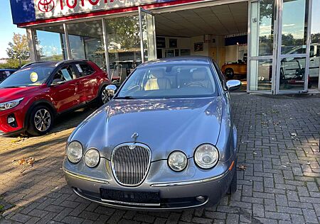 Jaguar S-Type 4.2 V8 Executive