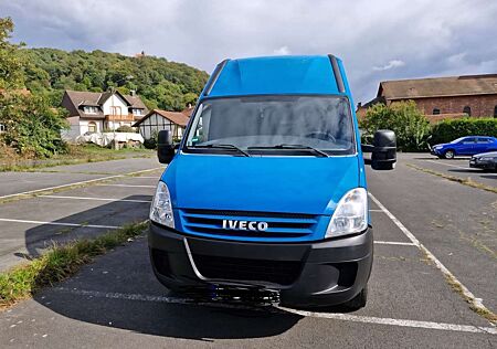 IVECO Daily 35 S 12