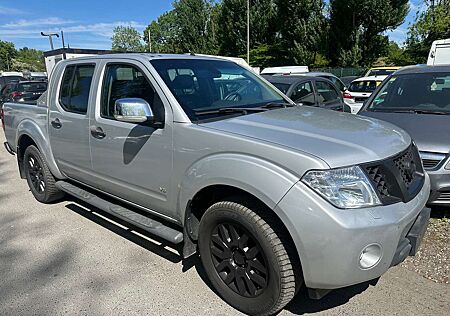 Nissan Navara KingCab Business 4X4 AUTOMATIK LEDER NAVI KAMERA