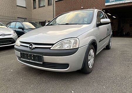 Opel Corsa 1.2 16V Sport