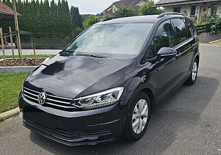 VW Touran Volkswagen Comfortline BMT/Start-Stopp
